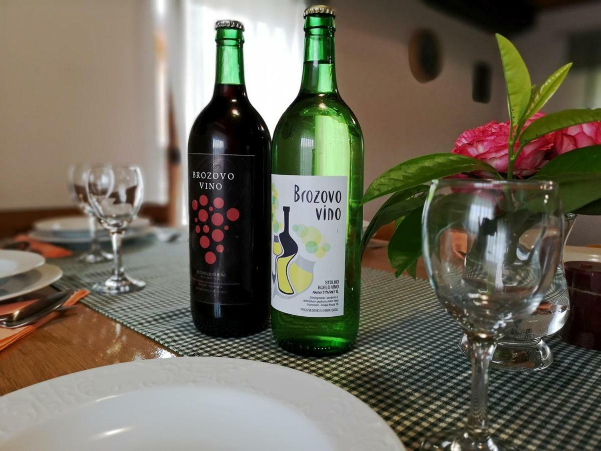 Kuca Za Odmor Pri Brozu Apartman Kumrovec Kültér fotó